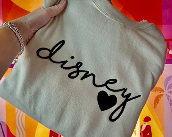 Disneyland Sweater, Disneyland Sweatshirt, Disneyland Shirt, Disneyland Sweatshirt Vintage, Disneyland Sweatshirt Women, Disneyland Mickey