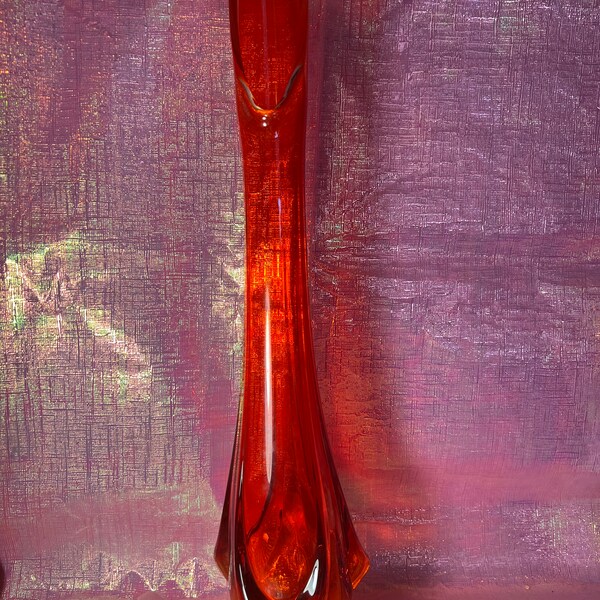 Vintage Viking Drape 19” Amberina Swung Vase
