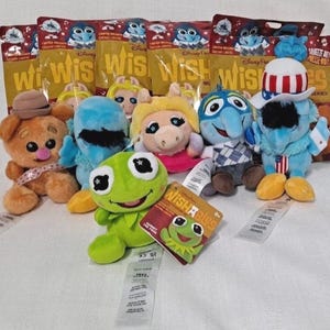 Retired New Disney Wishables Muppet Vision 3D Kermit Miss Piggy Fozzie Bear Gonzo Sam Eagle and Uncle Sam Variant Chase Mini Plush Dolls