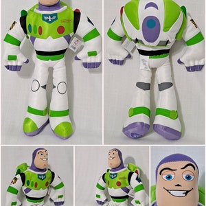 Vintage Nuevo con etiquetas Disney Pixar Toy Story Tamaño básico Buzz Lightyear Disney Store o muñeco de peluche articulado Bullseye the Horse Exclusivo del parque Buzz Cloth face