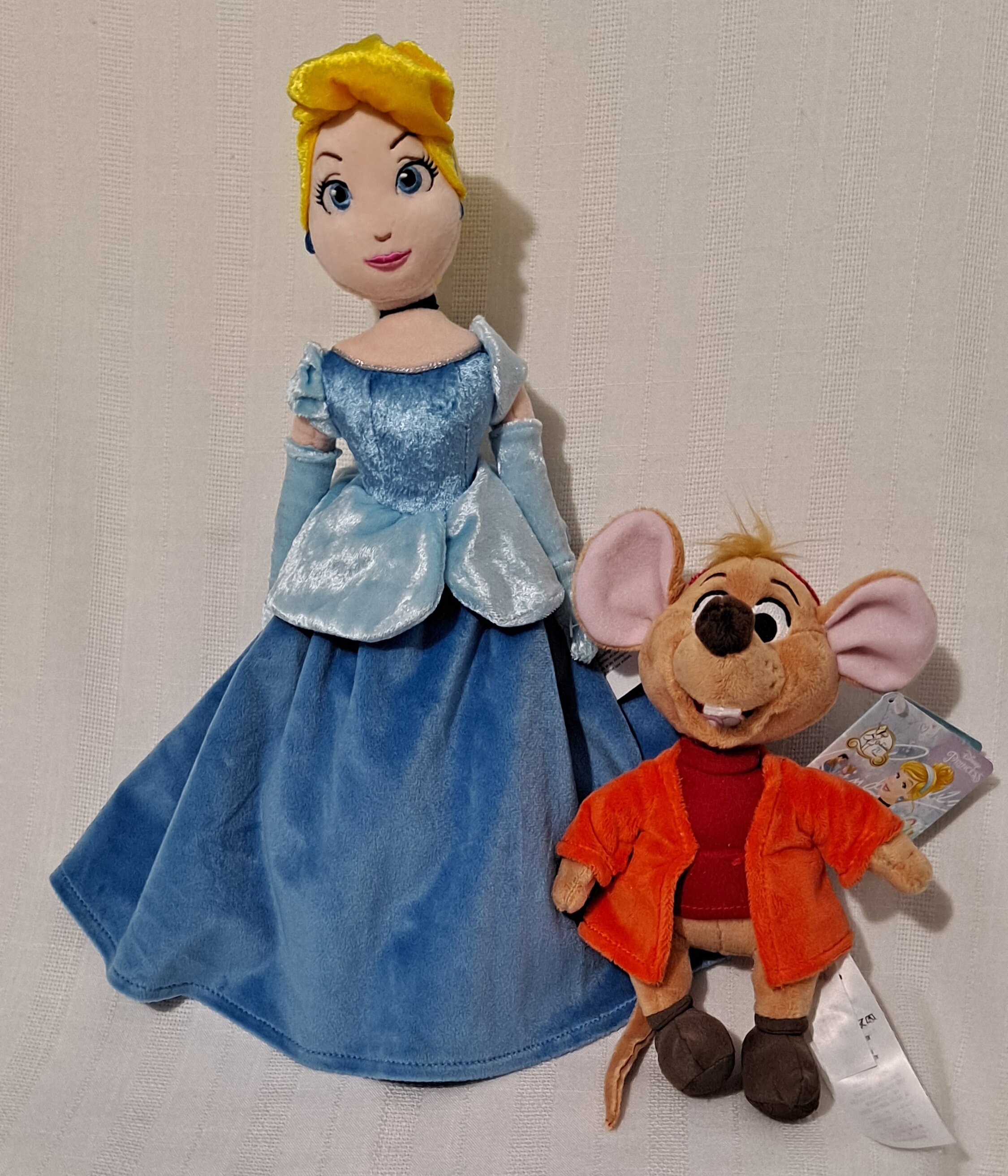 Retired Vintage New With Tags Disney Store Princess Cinderella