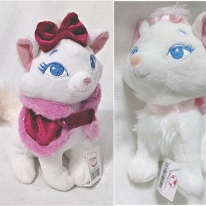 Aristocats Marie Cat Kitten Pink Bow Winter Petticoat Plush Bean Bag Doll Disney Store Retired New tags