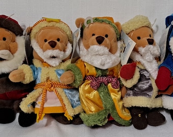 Disney Park/resort 12 Days of Christmas Around the World Santa