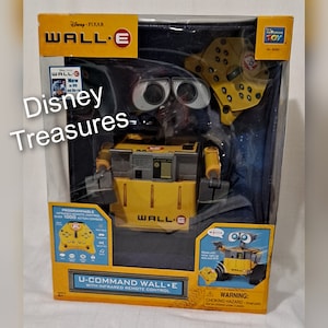 New Factory Sealed Retired Disney Store Pixar U Command Wall E Lights Sound Electronic RC Remote Control Programmable Action Figure