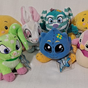 New Retired Sealed Virtual Code Jakks Pacific Neopets Striped Cybunny Speckled Acara Yellow Kacheek Pink Bruce Plush Doll Series 1