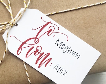 Afdrukbare naar / van cadeaulabels met handgeschreven moderne kalligrafie / / kersttags, vakantiecadeaus, afdrukbare cadeaulabels, kerstcadeauverpakking