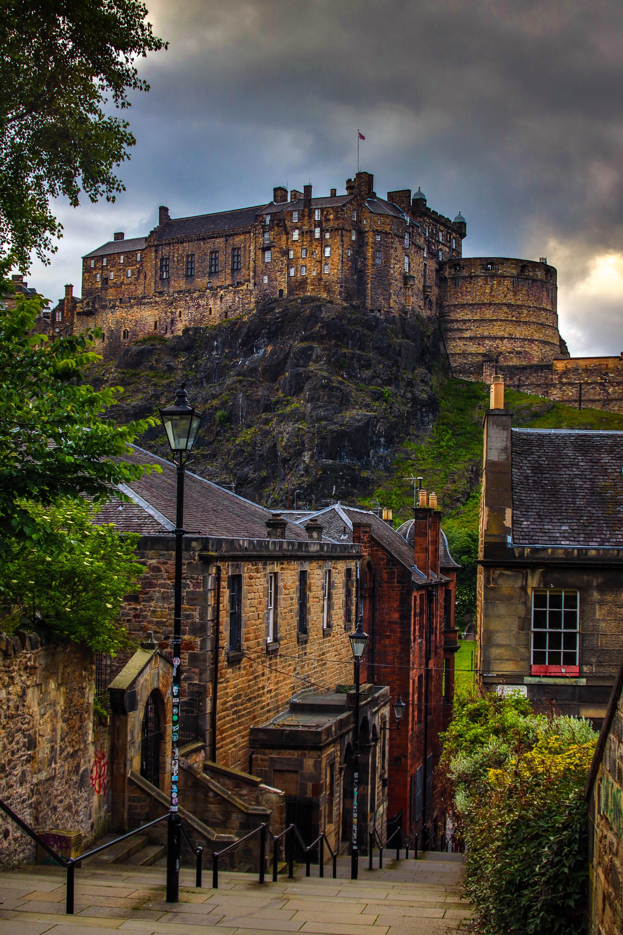 Edinburgh Castle from the Vennel, druckbare Fotografie, Wandkunst  herunterladbare digitale Datei, Edinburgh printable, Weihnachtsgeschenk. | Poster