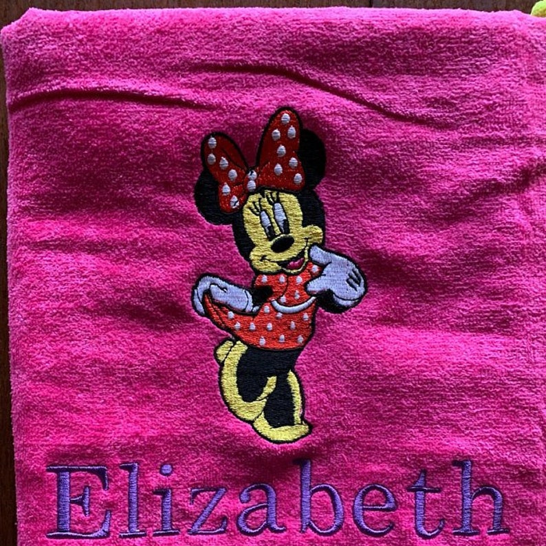 Minnie Mouse Embroidery Design 2 designs Instant Download plus 2 bonus files image 6