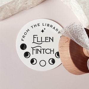 Boekenliefhebber Cadeau om te lezen Boek Cadeau uit bibliotheek Exlibris Gepersonaliseerd leescadeau Boekenverzamelaar Aanwezig Mand Boekbenodigdheden Set