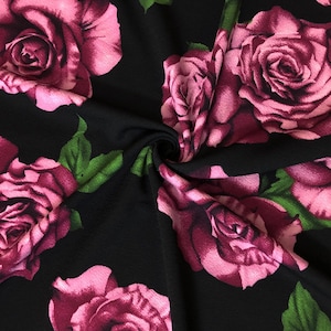 Tela estampada Liverpool Knit - Rosas de lavanda, malva y negro - LVPR323 - Se vende cortada a medida - Tela para ropa