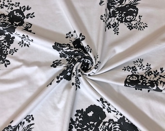 Tessuto a maglia spazzolata Midnight Rose Bouquet DTY, tagliato su misura