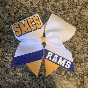 Cheer team cheer bow, Personalized cheer bows with colored triangle corner and name on stripe. Cheerleading Bow, Cheer Bow with Team Colors
