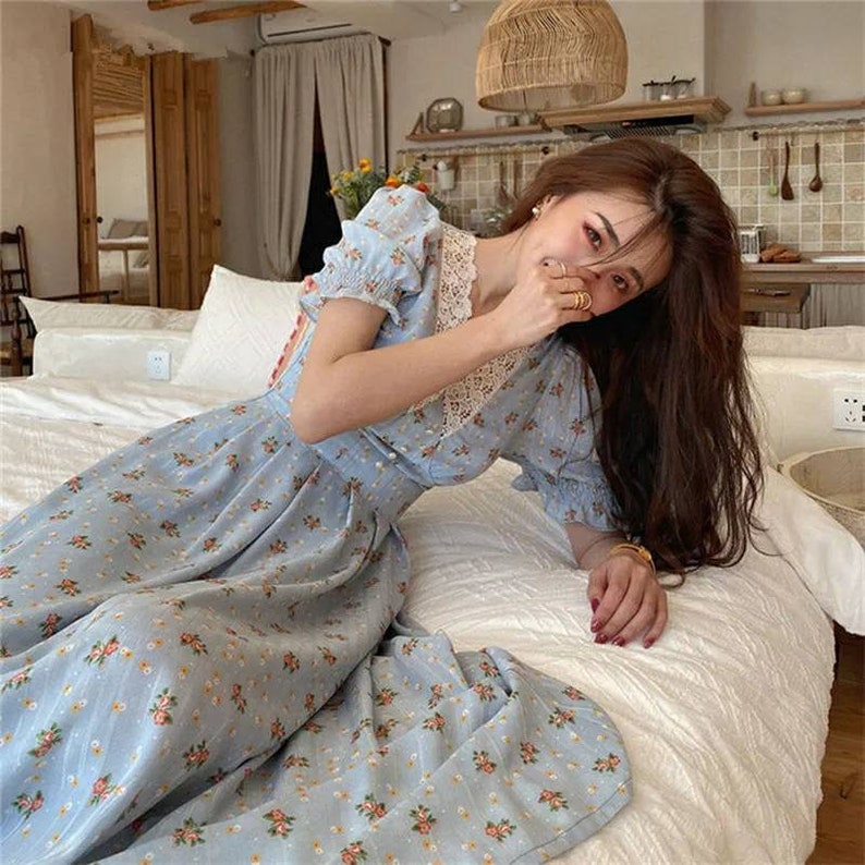 Victorian French Vintage Floral Nap Dress Blue image 2