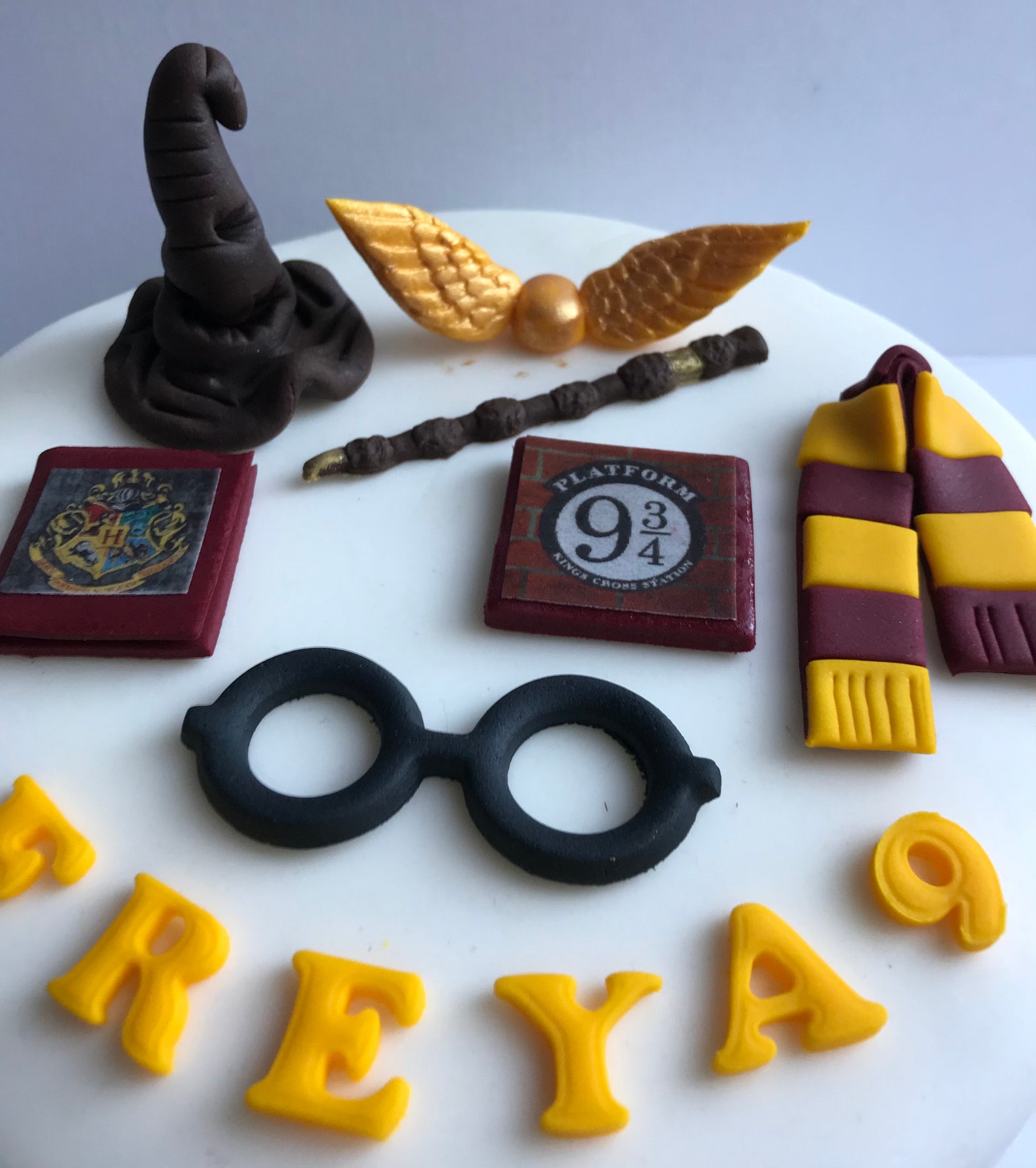 Edible Handmade Harry Potter Style Unnoficial Cake Topper Etsy
