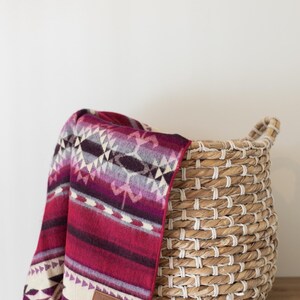 Horse Riding Blanket Pink Southwestern Throw Blanket Equestrian Gifts for Women Pink Western Decor Boho Blanket for Girl Aztec Style Bedding