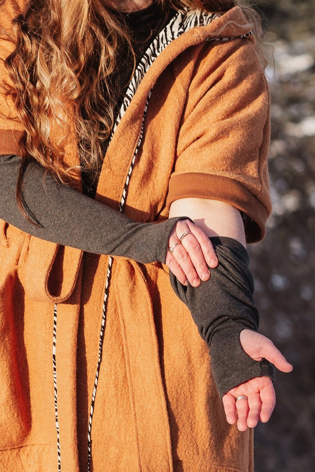Faux Thumbhole Cuff Sleeves, PDF Sewing Pattern , Elbow Length Sleeves