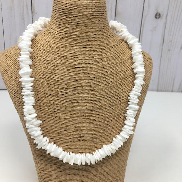 18" White Chunky Puka Shell Necklace