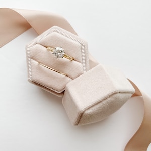 Velvet Ring Box | Double Slot | Hexagon Velvet Ring Box | Engagement Ring Box | Wedding Ring Box | Bridal Detail Prop | Double Slot Ring Box