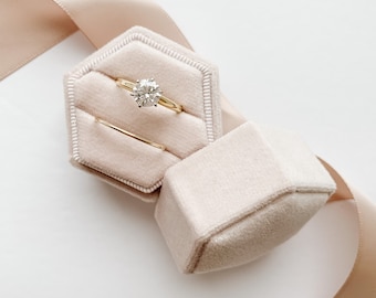 Caja de anillo de terciopelo / Doble ranura / Caja de anillo de terciopelo hexagonal / Caja de anillo de compromiso / Caja de anillo de boda / Accesorio de detalle nupcial / Caja de anillo de doble ranura