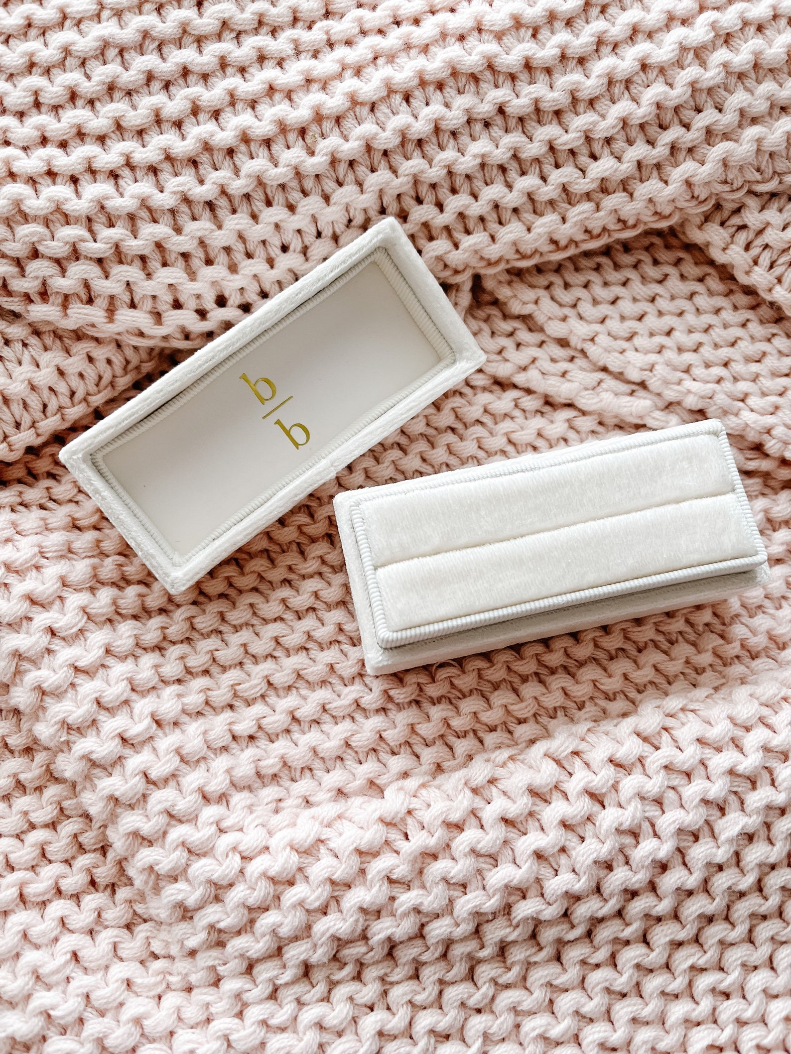 Triple Ring Velvet Ring Box | Three Velvet Ring Box | Ivory Velvet Ring ...