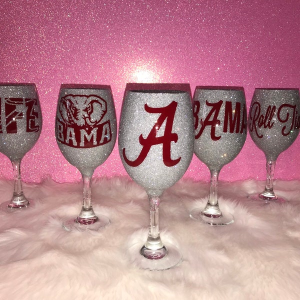 Alabama(Roll Tide) Glittered Wine Glass