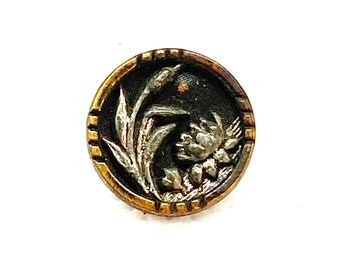 3.5cm. 1 repousse button,antique picture button,trailing rose design with black and white color backing