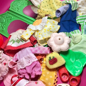 Strawberry shortcake doll sale clothes