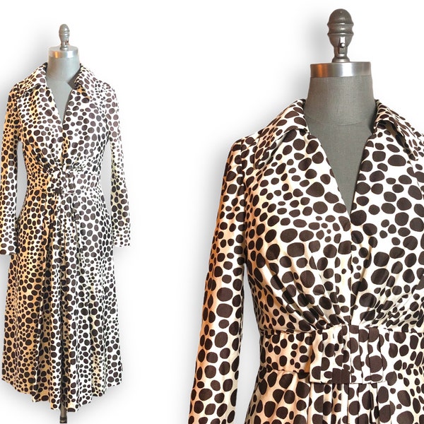 Vintage SAKS FIFTH AVENUE dress by Estevez - 60s 70s Long Sleeve cream / brown printed - retro glam