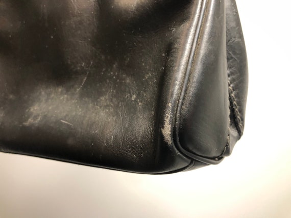 Vintage 60s 70s Black Leather Handbag - image 6