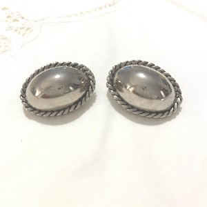 Fabulous 1940’s clip on earrings.
