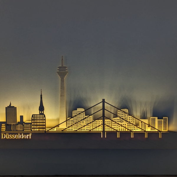 Wandskyline Düsseldorf beleuchtet, Wandbild LED, Wanddekor