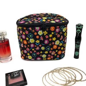 Stoffen doos klein met deksel, zwarte sieradendoos, sieradenopslag, bloemen, sieradenopbergmand, moederdagcadeau, make-up