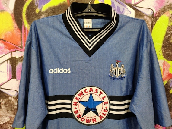 Newcastle away kit 1997