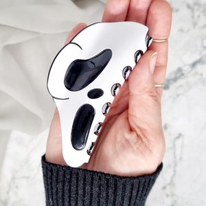 Ghostface Hair Claw Clip: Scream Movie Acrylic Hair Accessory