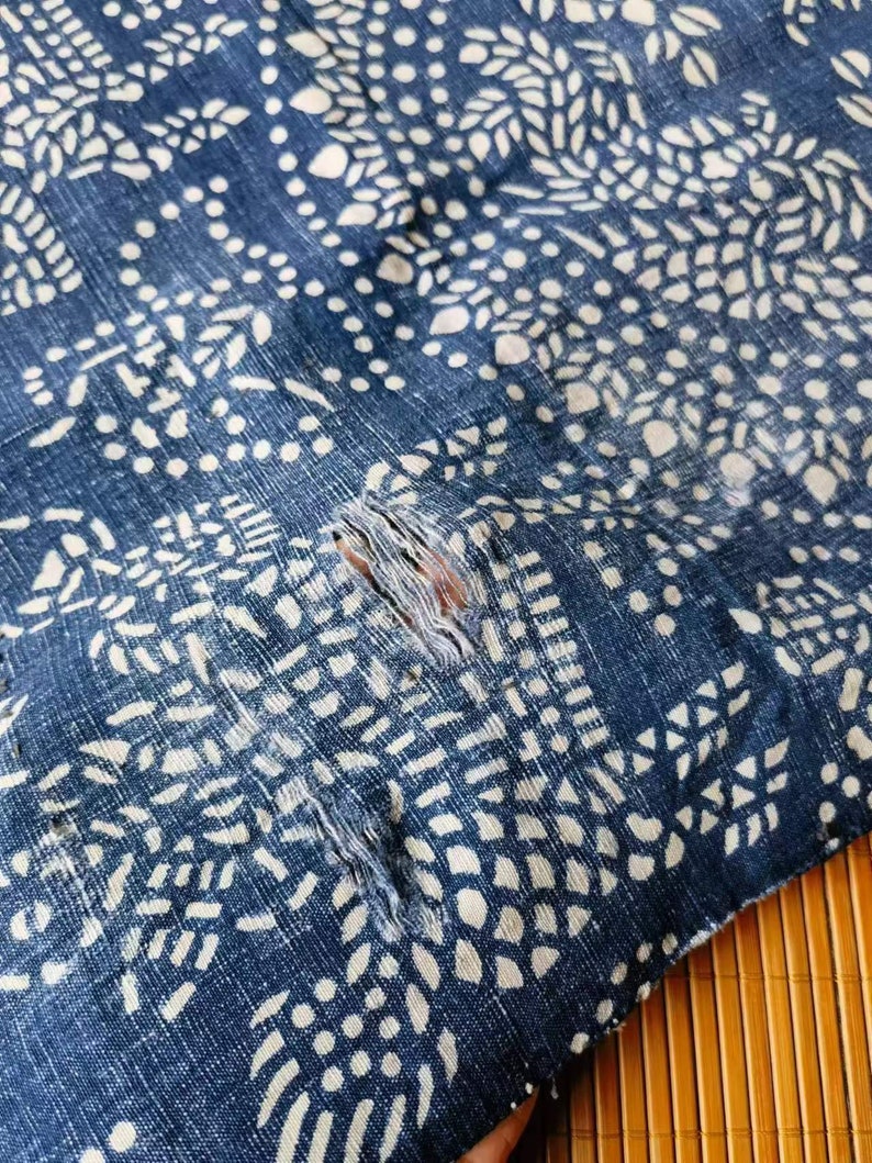 Vintage Chinese indigo batik cotton woven fabric paste resist katazome indigo plant natural dyed 38cm x 168cm in size image 2