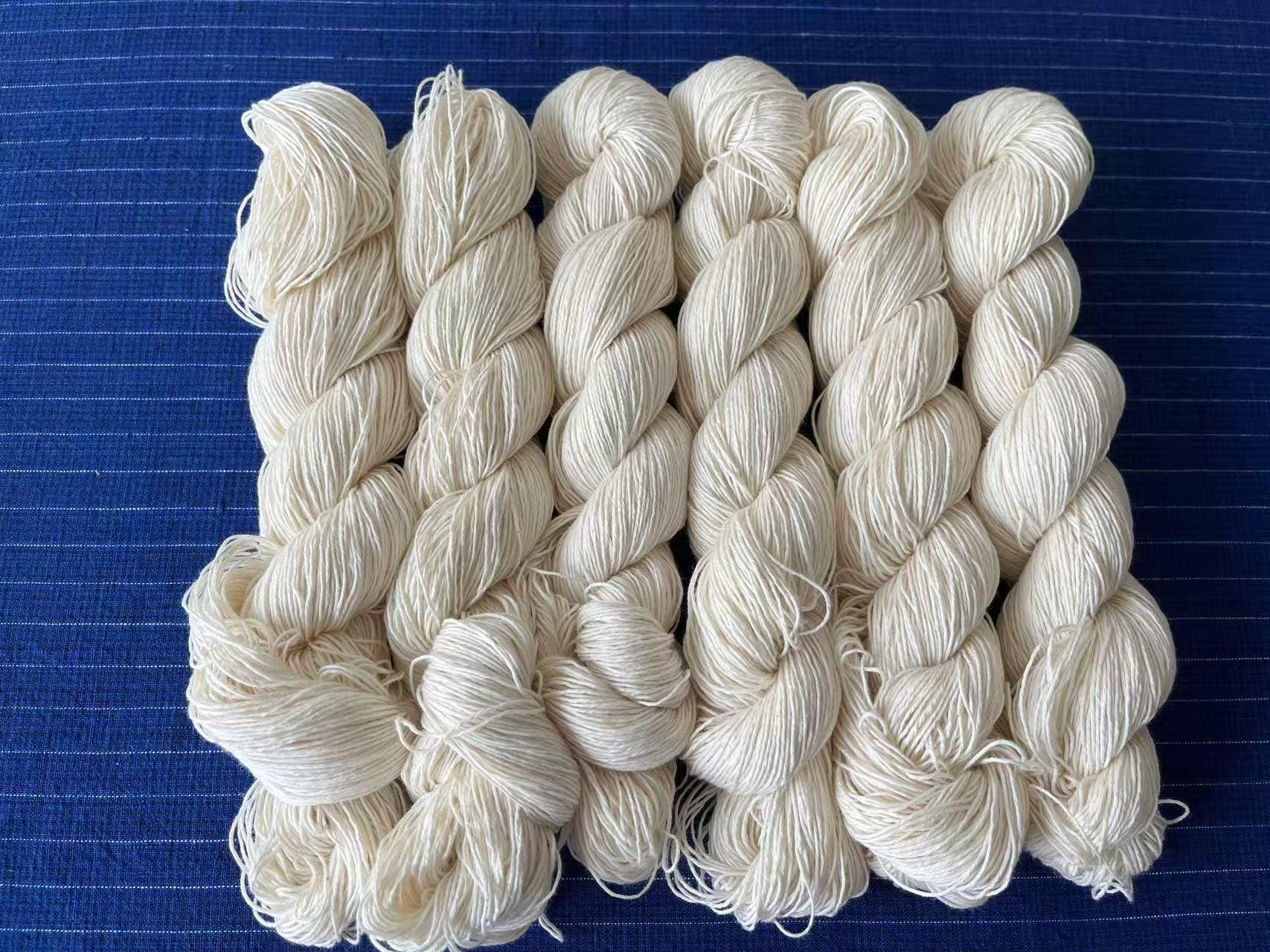 Unbleached natural color Sashiko thread - 6 strands - 0.8mm thickness - embroidery threads - threads for dyeing - Thread No.3