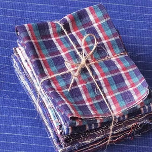 Pacchetto di scarti di tessuto di cotone scozzese vintage da 10 pezzi - tessuto a quadretti di cotone cinese intrecciato a mano - perfetto per cuciture lente - motivo casuale