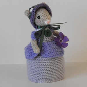 Crochet Mouse Pattern - Periwinkle the Mouse, amigurumi mouse pattern, mouse crochet pattern, knitted mouse pattern
