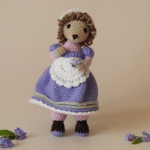 Crochet Hedgehog Pattern - Violet the Hedgehog, amigurumi hedgehog pattern, hedgehog knitting pattern