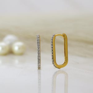 Echte natuurlijke diamanten hoepels - U-vormige hoepels. Massief 14 kt geelgoud. 1,50 karaat. Binnenstebuiten diamanten oorbel, binnenstebuiten oorbel