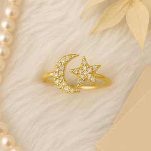 14K Gold Moon and Star Ring, pave Diamond Moon Ring,Dainty Moon Ring,Gold Open Moon Ring,Star Ring,Moon Ring,Crescent Moon,Diamond Star Ring
