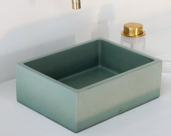 Green concrete sink