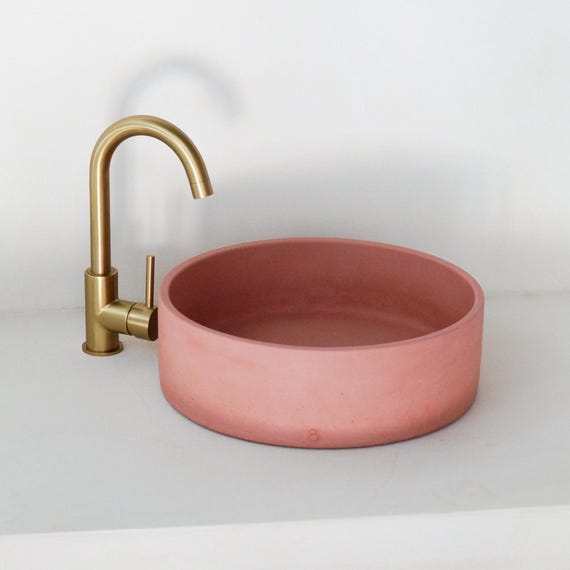 DOUCE - Vasque ronde en béton massif - Ø 36,9 x H 11,3 cm - Couleur Argile rose N4