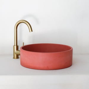 Terracotta Concrete Sink – Unique Handmade Basin for Bathroom & WC – Artisan Crafted in France