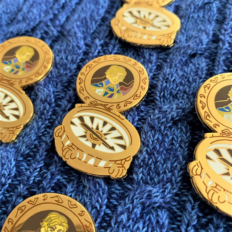 Varian's Compass  World of Warcraft Enamel Pin image 3