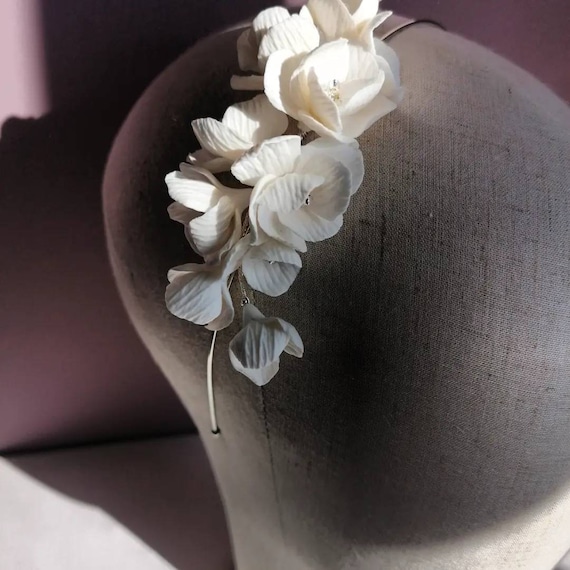 Horquillas De Resina Blanca Con Flores: Accesorios Para El Cabello De Novia Dorados Y Hechos A Mano - España