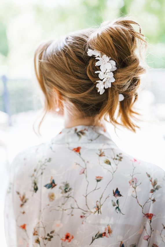 White Flower Bridal Hair Comb | Clay Flowers & Freshwater Pearls