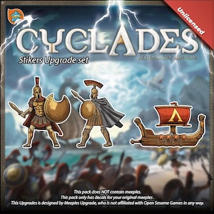Puede incluir: Un juego de pegatinas para el juego de mesa Cyclades Legendary Edition. La imagen presenta ilustraciones de guerreros griegos con escudos y armas, y un barco de madera con una vela roja. El texto dice "CYCLADES" y "Stikers Upgrade set".