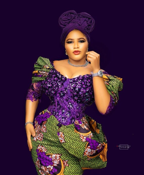 Ankara long gown designs: Unique and fashionable latest ankara outfits for  ladies - Kemi Filani