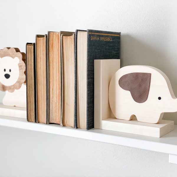 Nursery book ends - book ends - safari nursery decor - wooden book ends - book ends kids - neutral nursery decor - baby shower gift